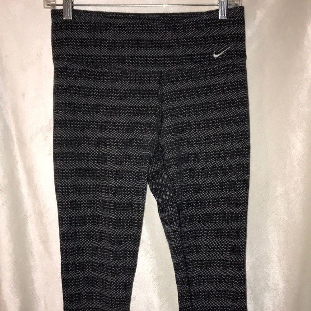 Nike Womens Activewear Pants Stretch Mid Length Dri Fit Black White Small